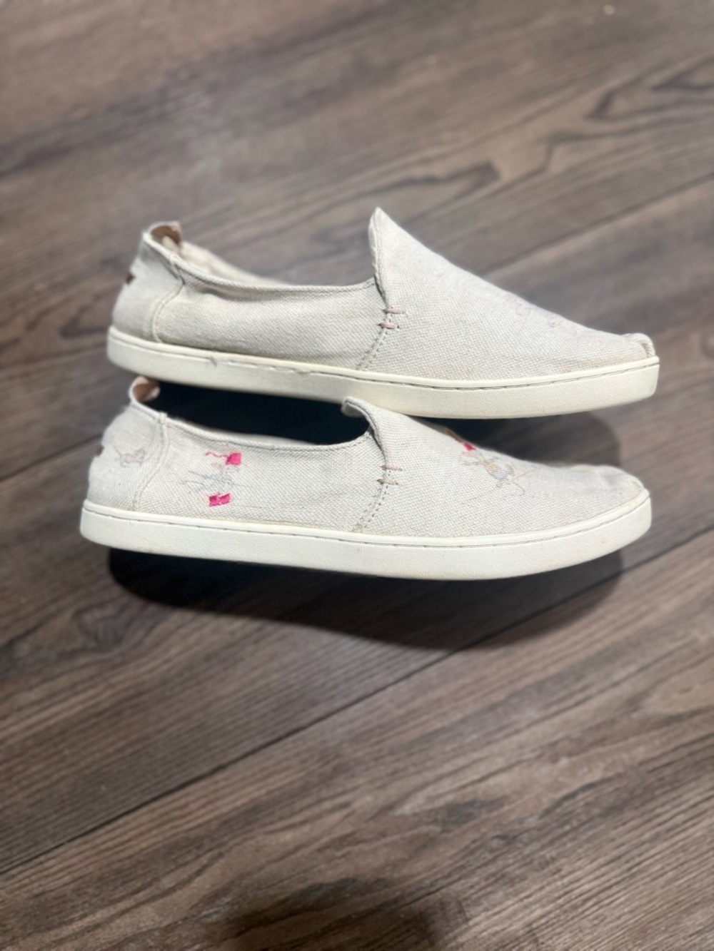TOMS x Disney Gus & Jaq Alpargata Slip On Shoes Womens 7.5 Rare - Picture 7 of 10